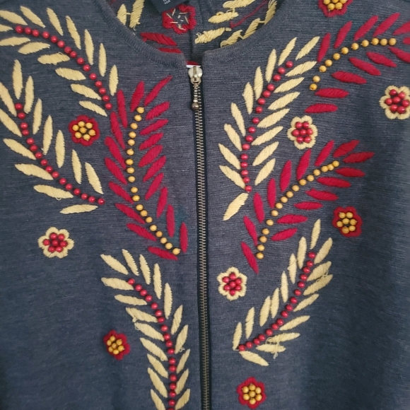 Anne Klein Wool Blend Embroidered Beaded Zip Up Sweater,size Small - Picture 3 of 7